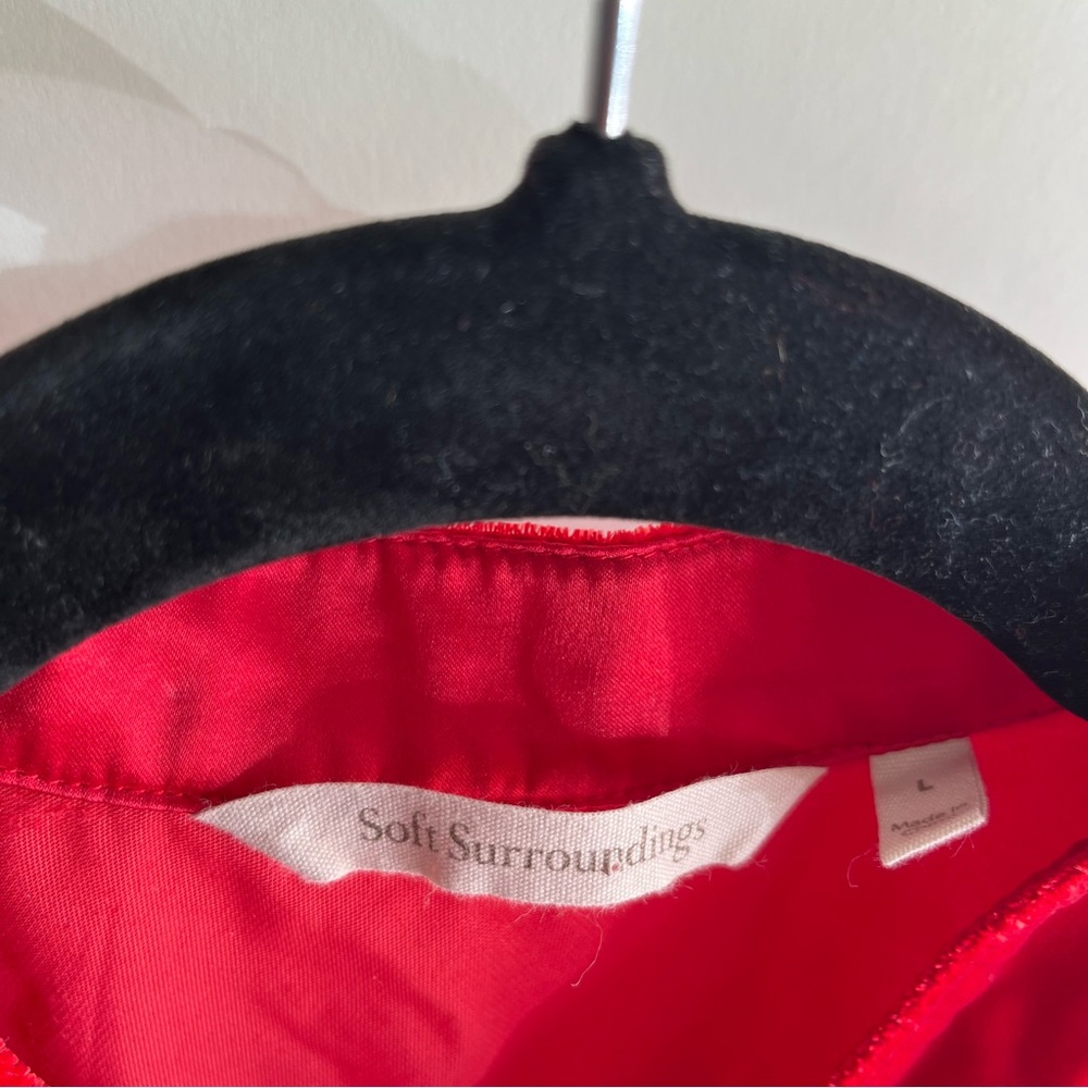 Soft Surroundings Velvet Velour Blouse Red Button Up Sz Lg Women’s Long Sleeve - Picture 2 of 4